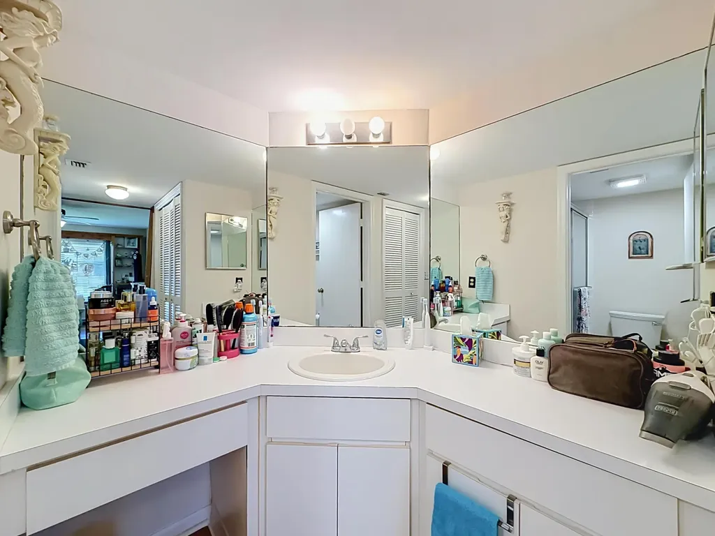 950 S Kanner Highway Stuart FL 34994