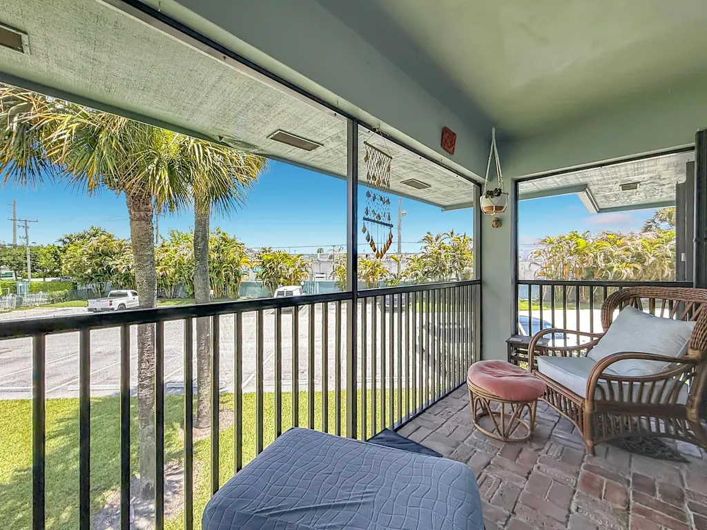 950 S Kanner Highway Stuart FL 34994