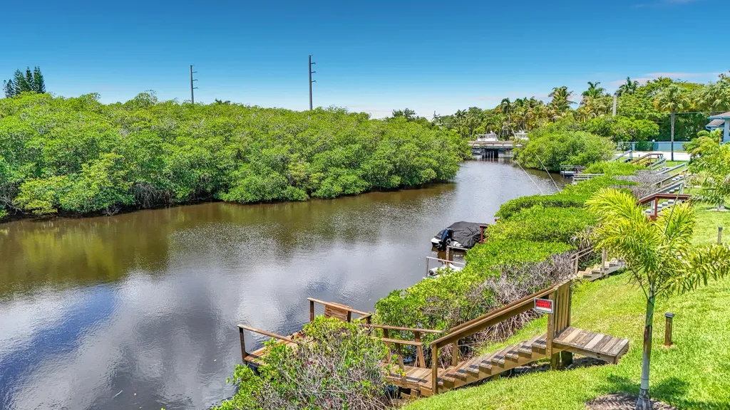 950 S Kanner Highway Stuart FL 34994