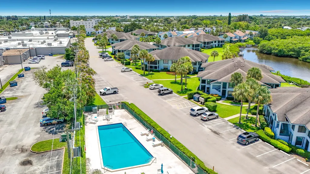 950 S Kanner Highway Stuart FL 34994