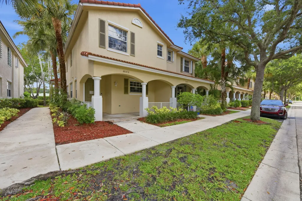 4804 W Bexley Park Drive Delray Beach FL 33445