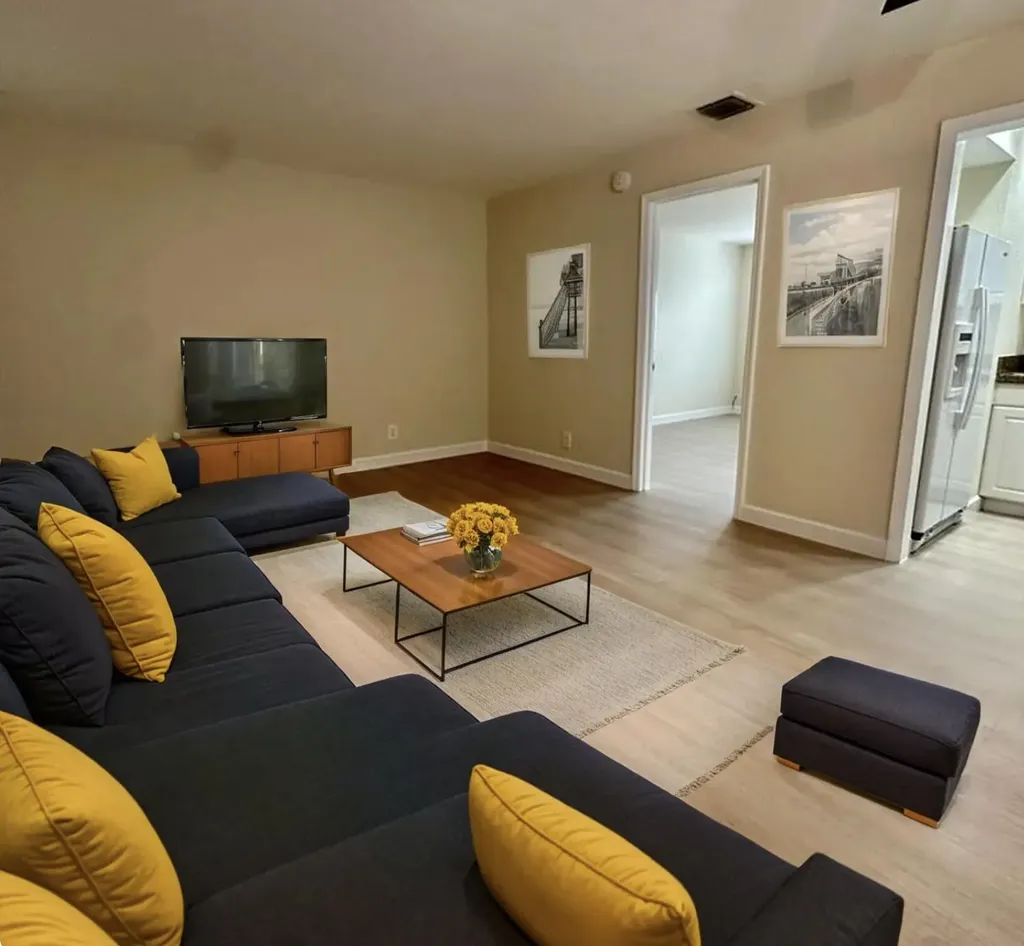 815 Middle River Drive Fort Lauderdale FL 33304