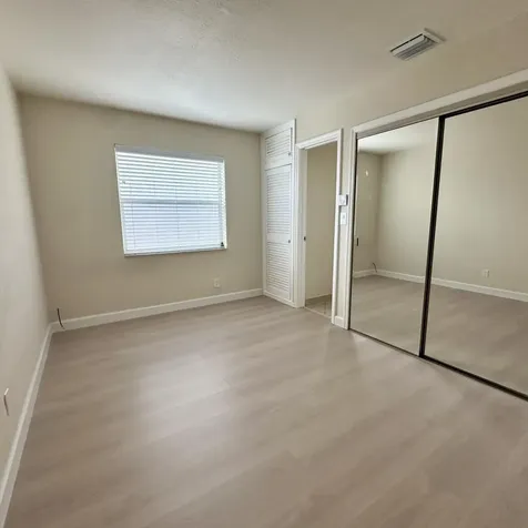 815 Middle River Drive Fort Lauderdale FL 33304