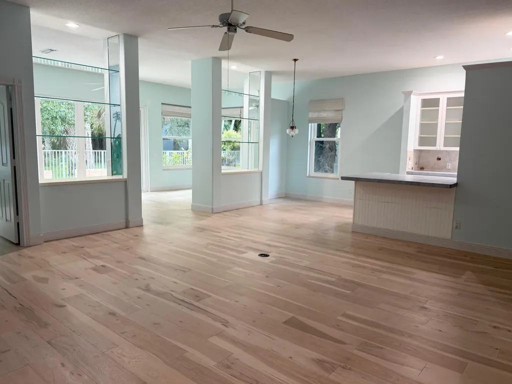 198 Hampton Circle Jupiter FL 33458