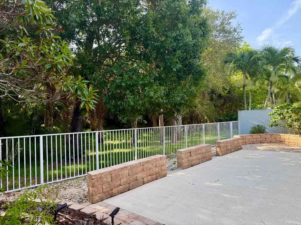 198 Hampton Circle Jupiter FL 33458