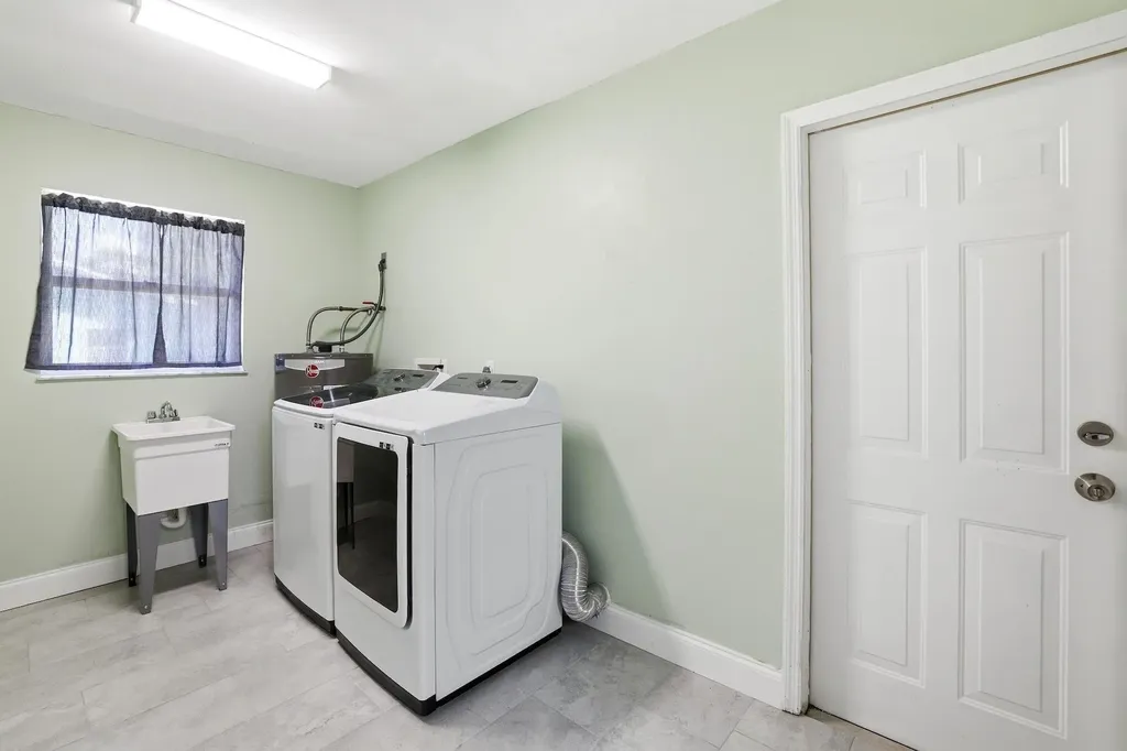 580 SW Duval Avenue Port St Lucie FL 34983