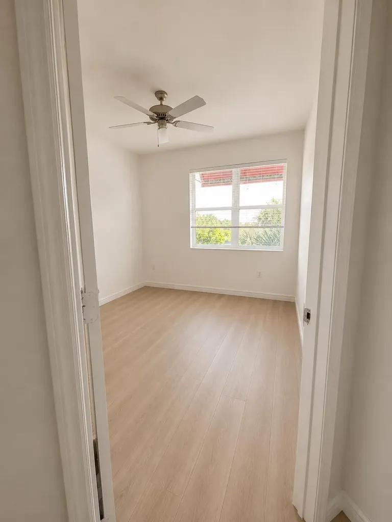 1517 Cameron Samuel Lane West Palm Beach FL 33401