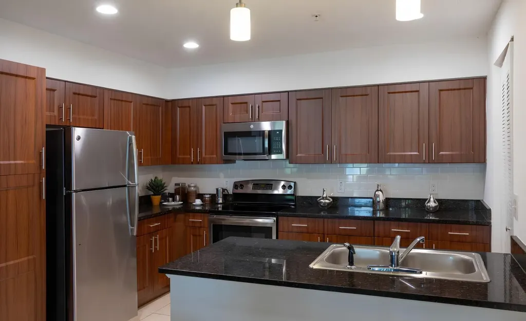 1517 Cameron Samuel Lane West Palm Beach FL 33401