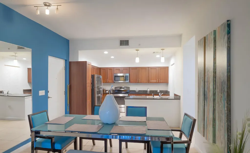 1517 Cameron Samuel Lane West Palm Beach FL 33401