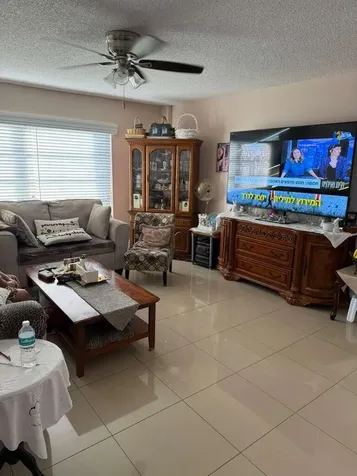 4164 Inverrary Drive Lauderhill FL 33319