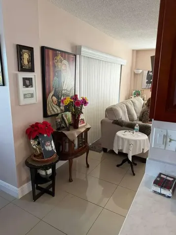 4164 Inverrary Drive Lauderhill FL 33319
