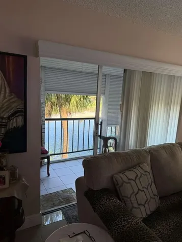 4164 Inverrary Drive Lauderhill FL 33319