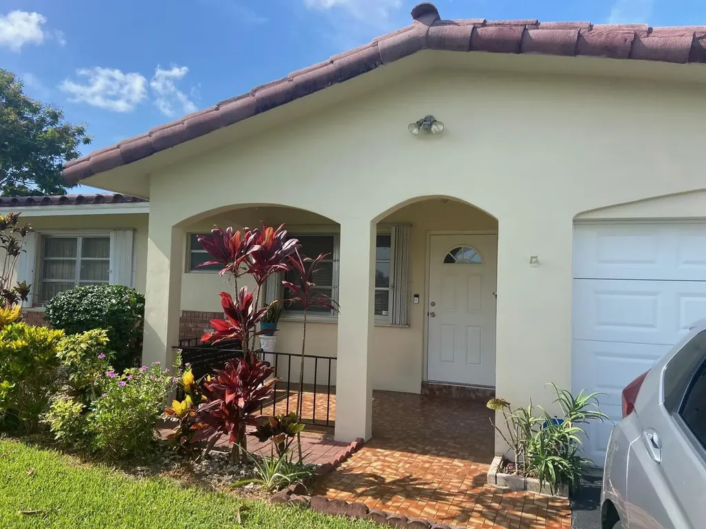 1246 NW 45th Street Deerfield Beach FL 33064