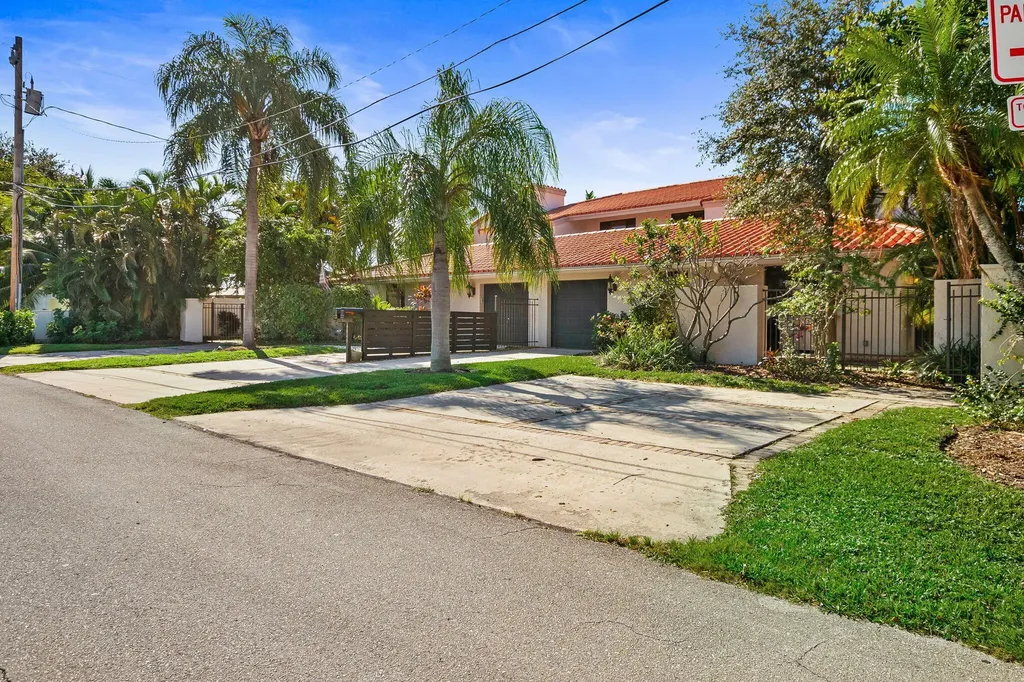 4850 NE 25th Avenue Fort Lauderdale FL 33308