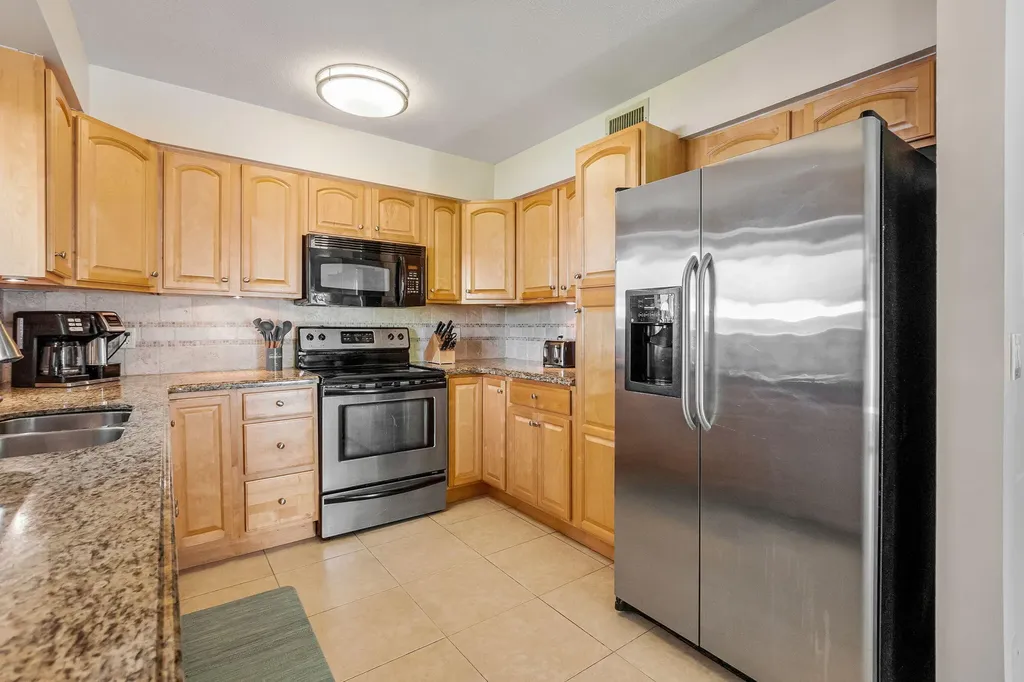 4850 NE 25th Avenue Fort Lauderdale FL 33308