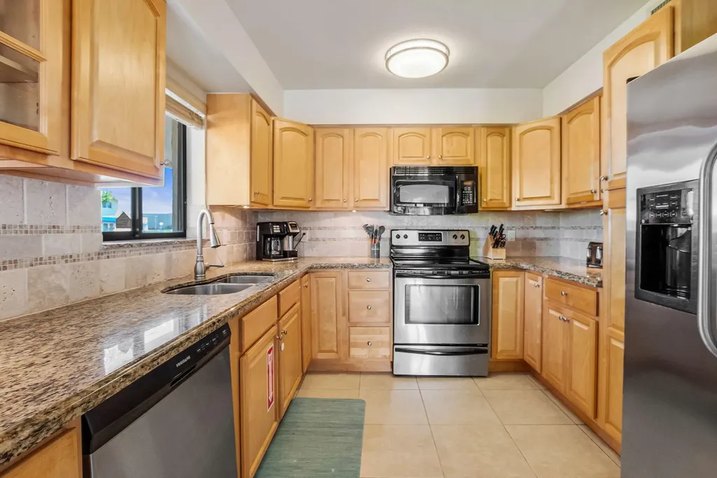 4850 NE 25th Avenue Fort Lauderdale FL 33308