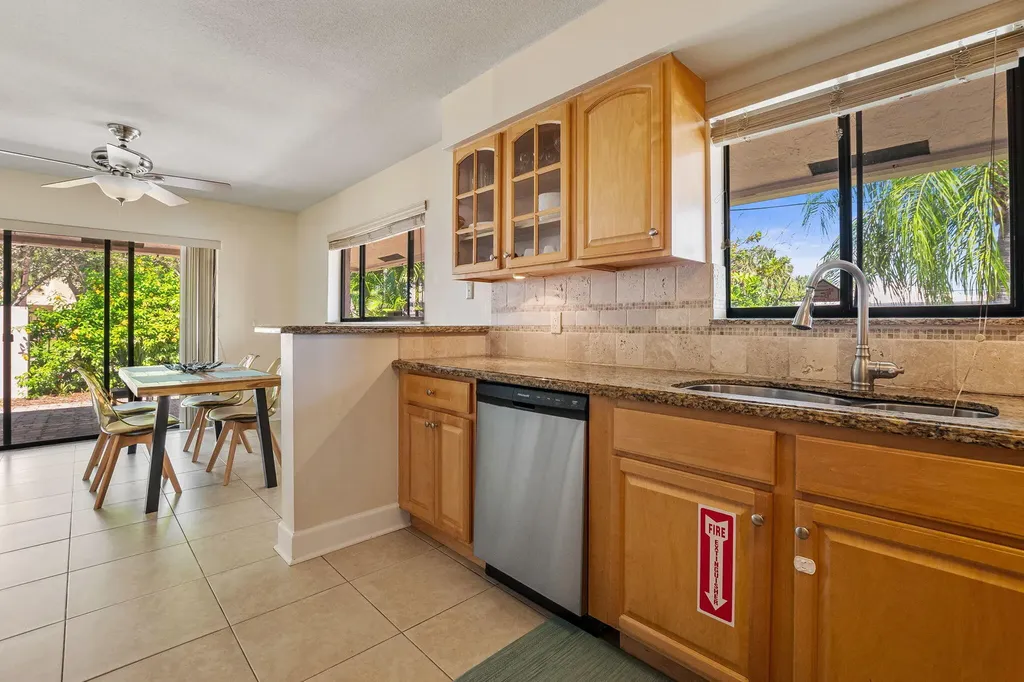 4850 NE 25th Avenue Fort Lauderdale FL 33308