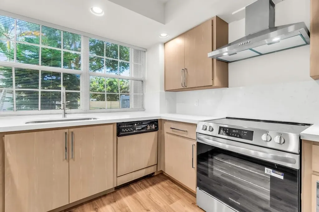 8120 Northboro Court Lake Clarke Shores FL 33406