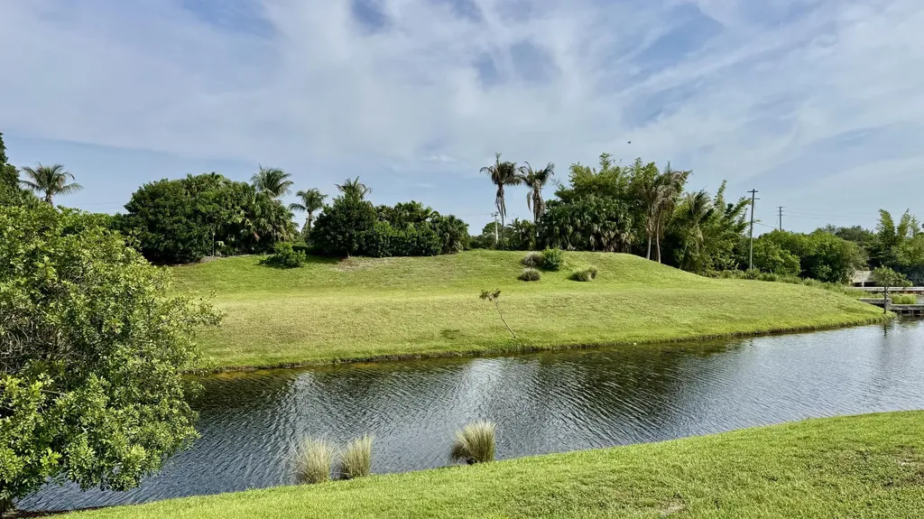 117 SE Via Marbella Port St Lucie FL 34984