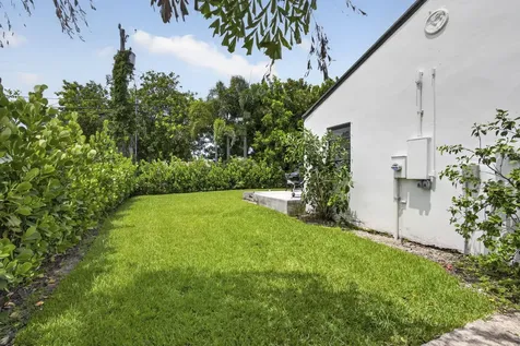 1875 Ridge Road Juno Beach FL 33408
