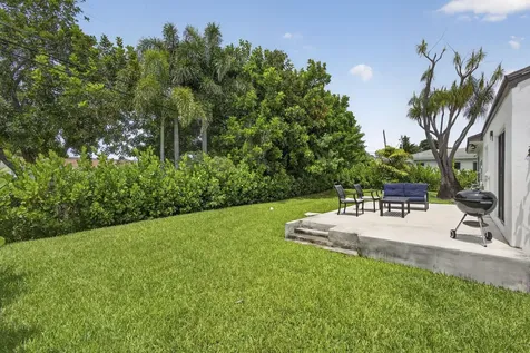 1875 Ridge Road Juno Beach FL 33408