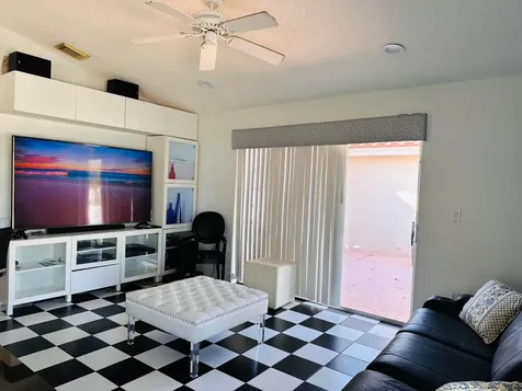1761 SW 135th Way Miramar FL 33027