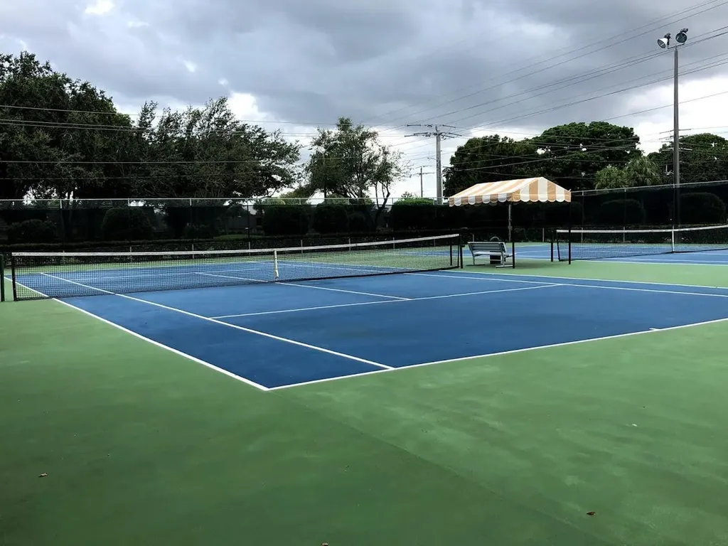910 9th Way West Palm Beach FL 33407