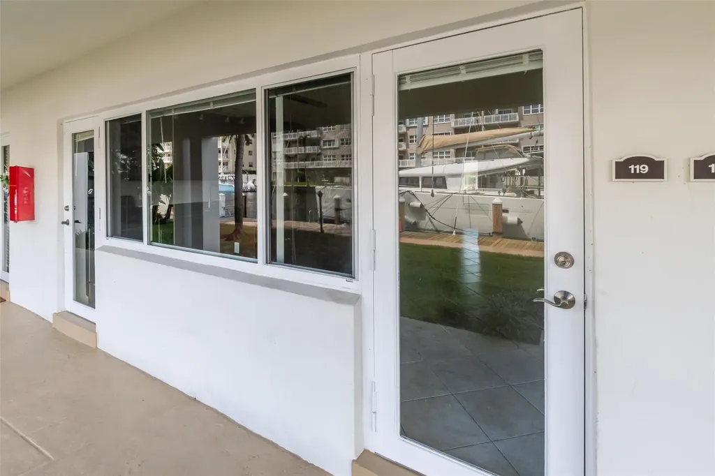 2881 NE 32nd Street Fort Lauderdale FL 33306