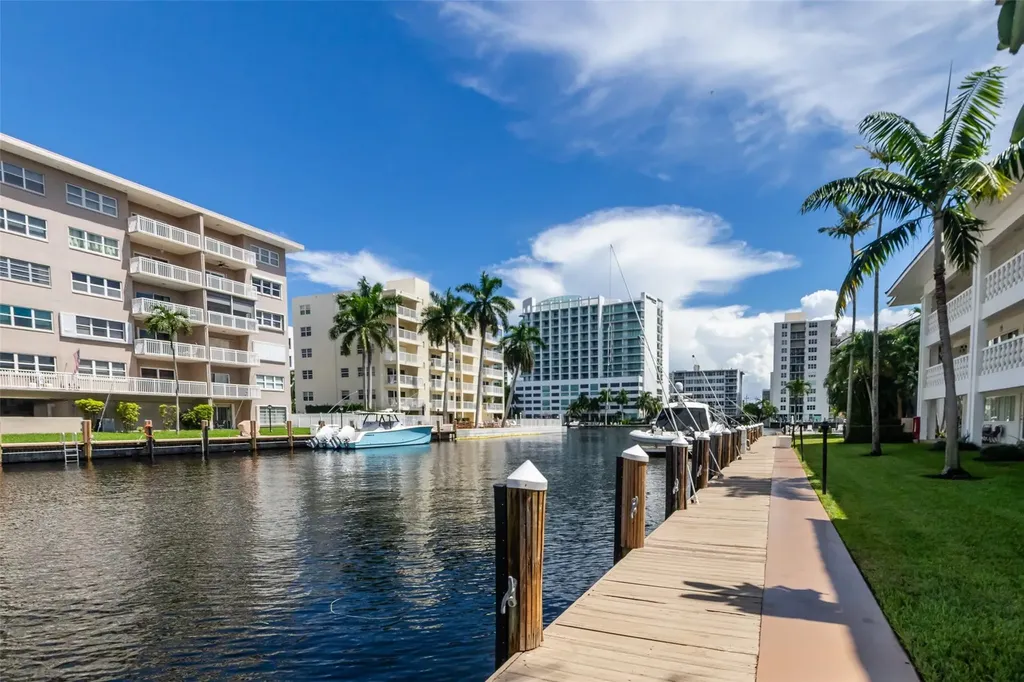 2881 NE 32nd Street Fort Lauderdale FL 33306
