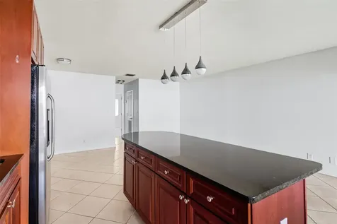 2881 NE 32nd Street Fort Lauderdale FL 33306