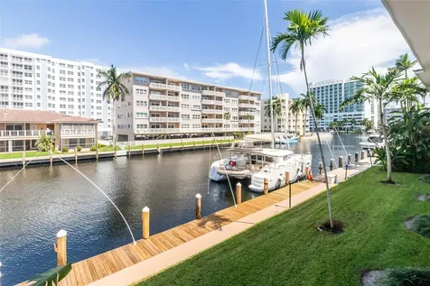 2881 NE 32nd Street Fort Lauderdale FL 33306