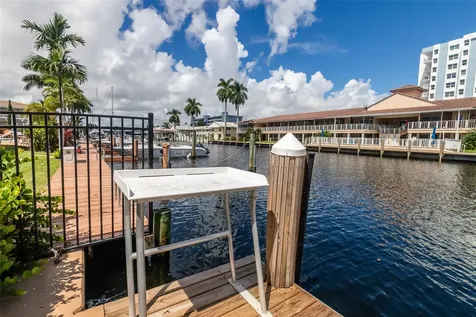 2881 NE 32nd Street Fort Lauderdale FL 33306