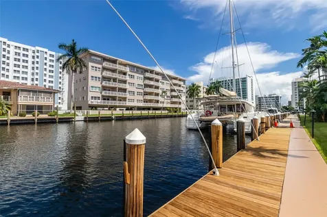 2881 NE 32nd Street Fort Lauderdale FL 33306