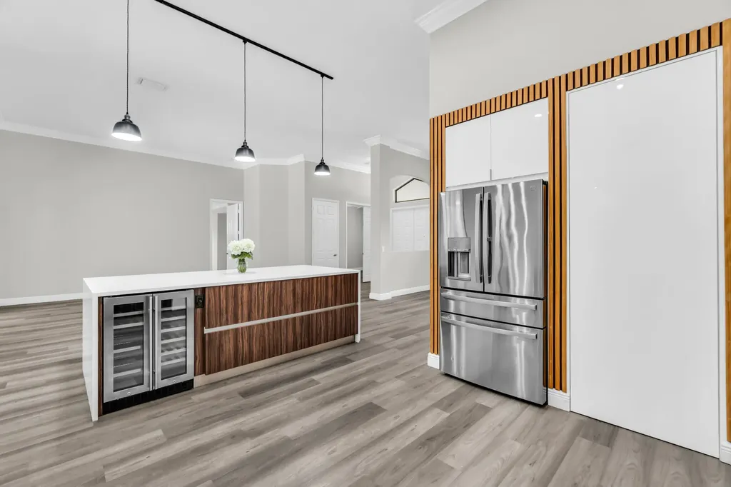 5718 NW 50th Drive Coral Springs FL 33067