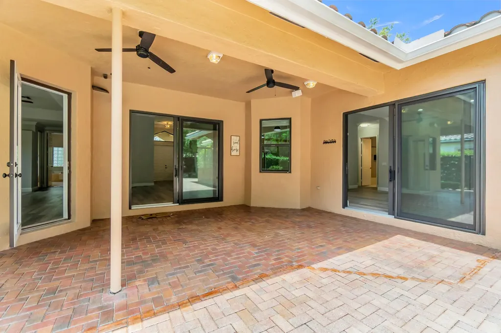 5718 NW 50th Drive Coral Springs FL 33067