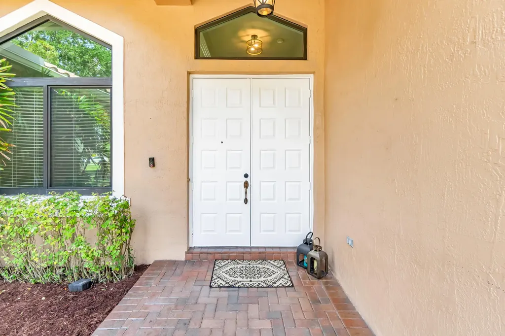 5718 NW 50th Drive Coral Springs FL 33067