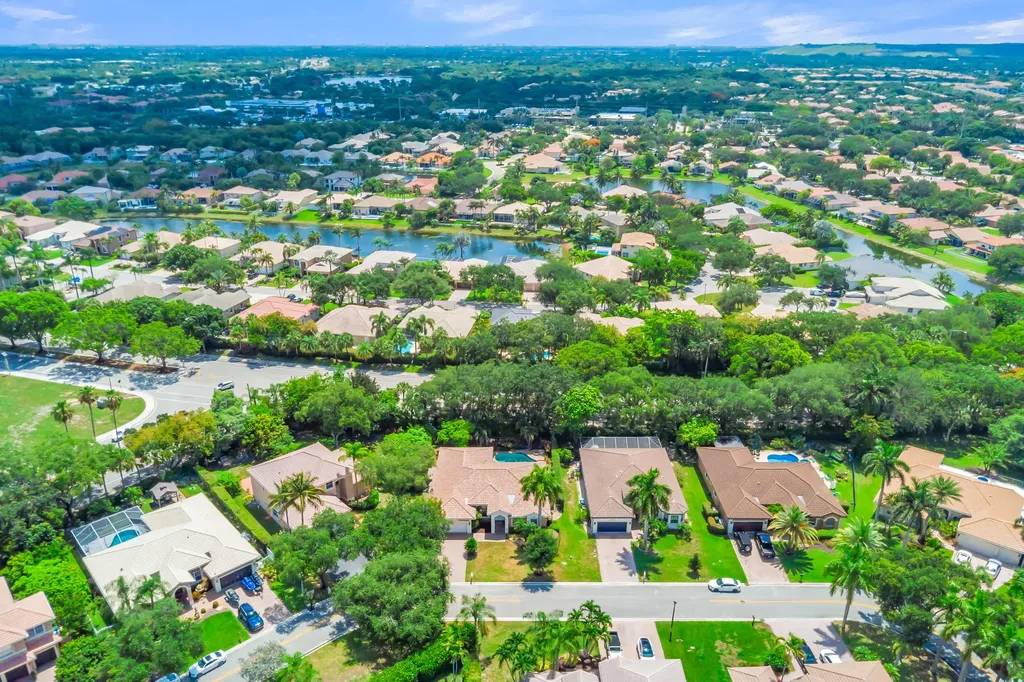 5718 NW 50th Drive Coral Springs FL 33067