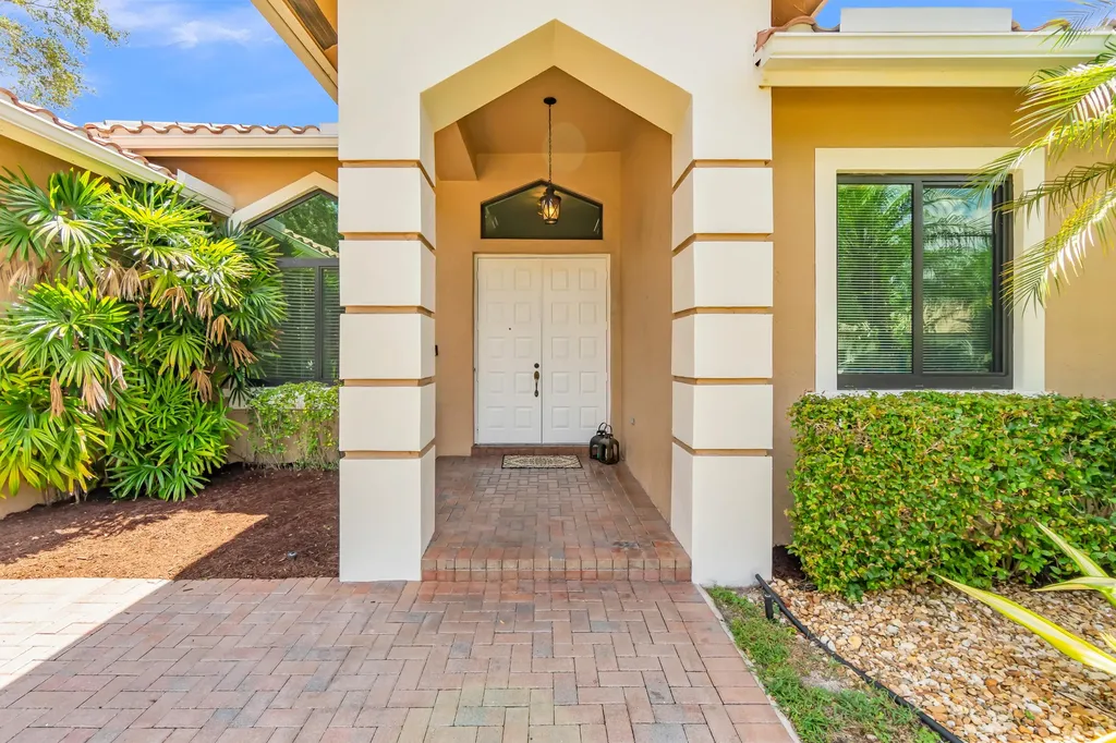 5718 NW 50th Drive Coral Springs FL 33067