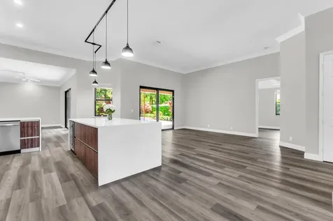 5718 NW 50th Drive Coral Springs FL 33067