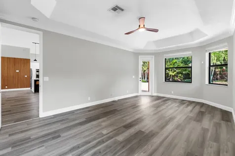 5718 NW 50th Drive Coral Springs FL 33067