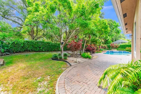 5718 NW 50th Drive Coral Springs FL 33067