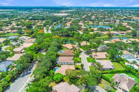 5718 NW 50th Drive Coral Springs FL 33067