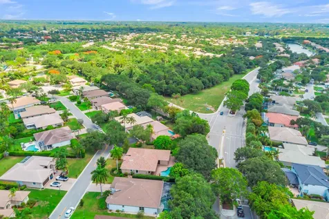5718 NW 50th Drive Coral Springs FL 33067