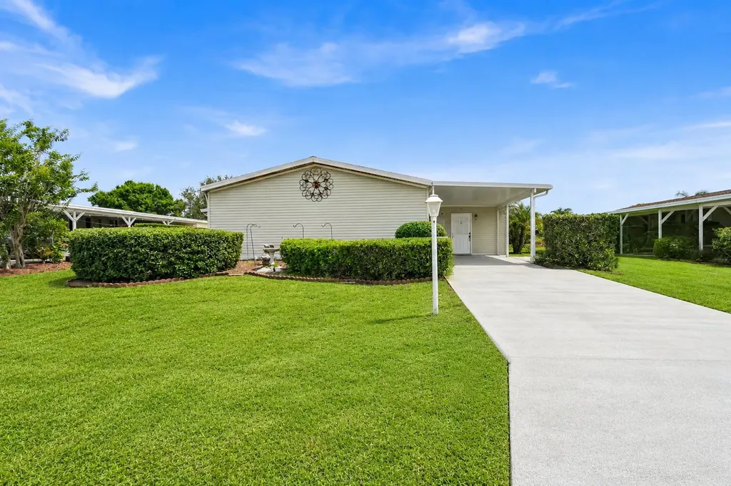8029 Long Drive Port St Lucie FL 34952