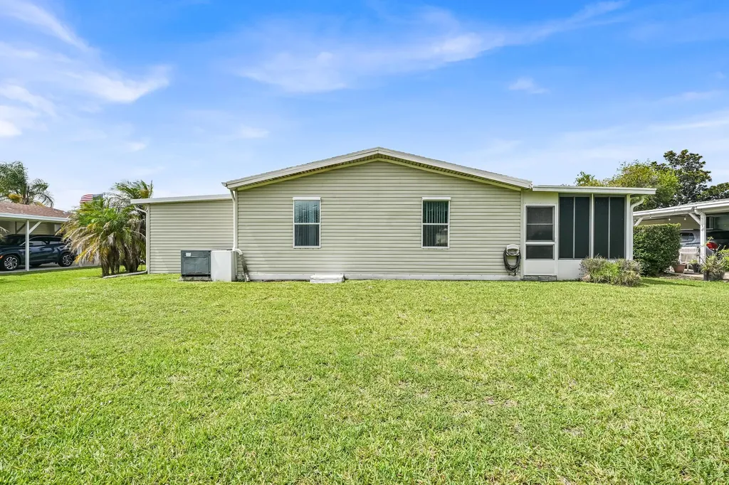 8029 Long Drive Port St Lucie FL 34952
