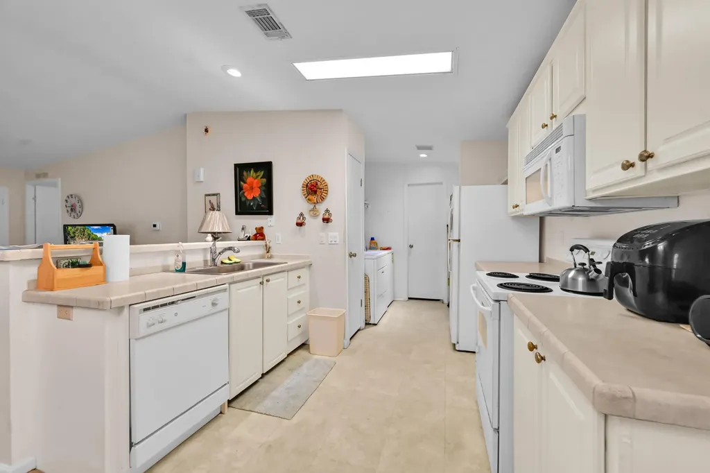 8029 Long Drive Port St Lucie FL 34952