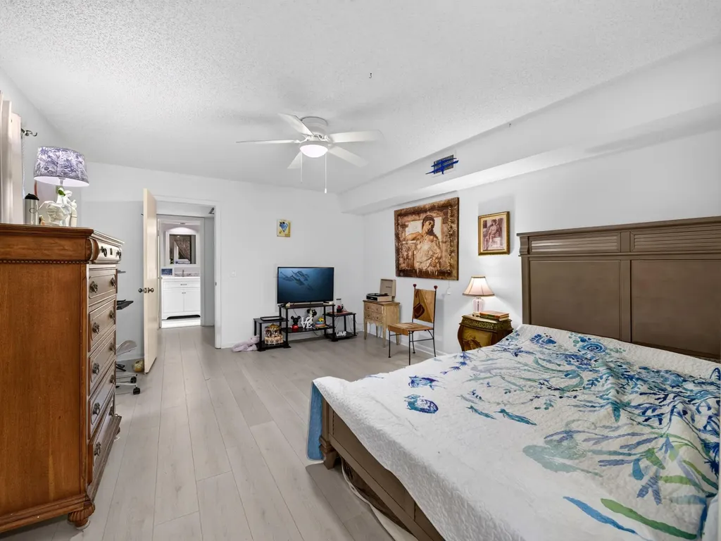 1519 15th Terrace Palm Beach Gardens FL 33418