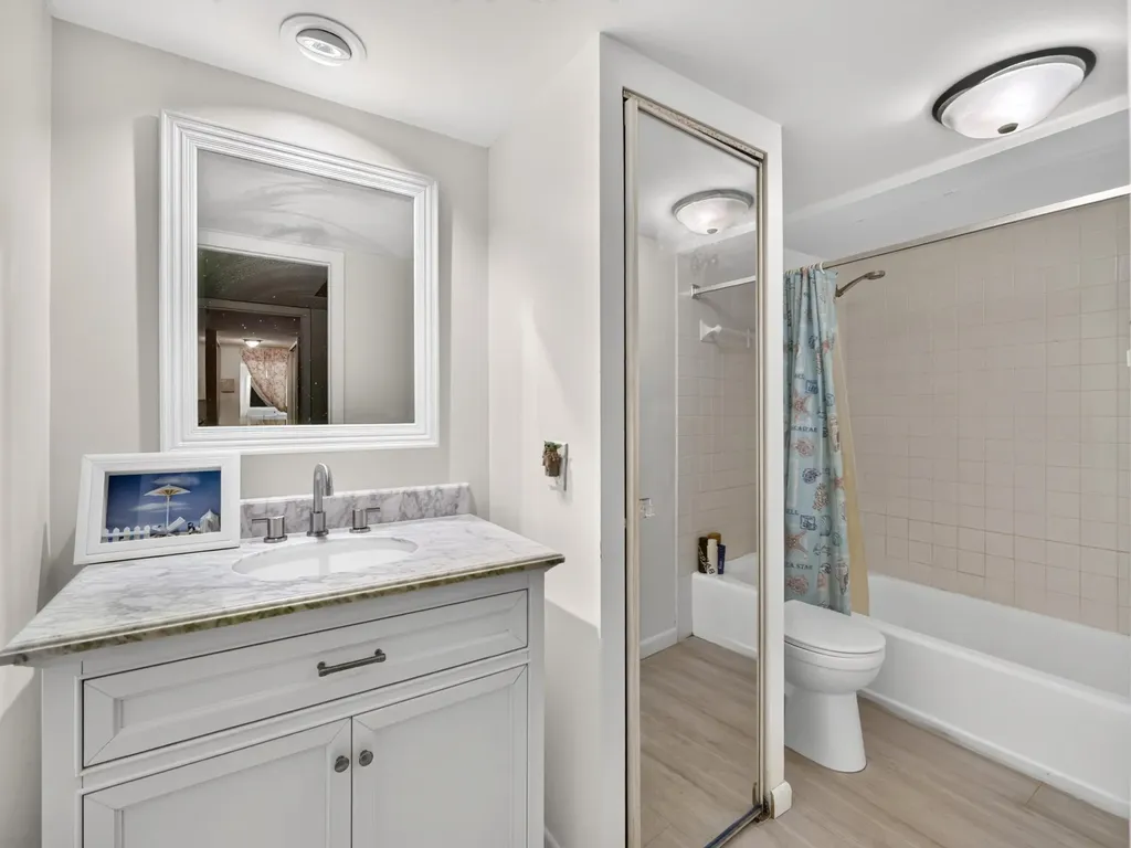 1519 15th Terrace Palm Beach Gardens FL 33418