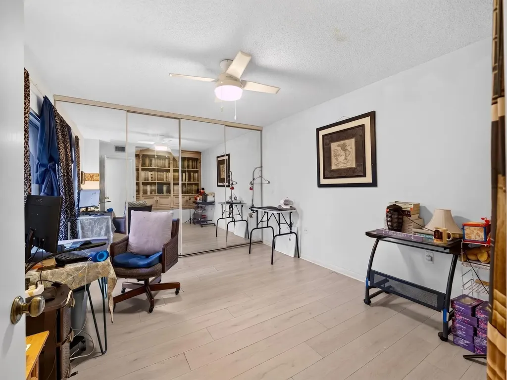 1519 15th Terrace Palm Beach Gardens FL 33418