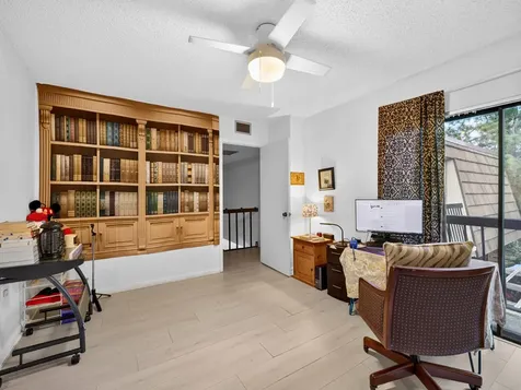 1519 15th Terrace Palm Beach Gardens FL 33418